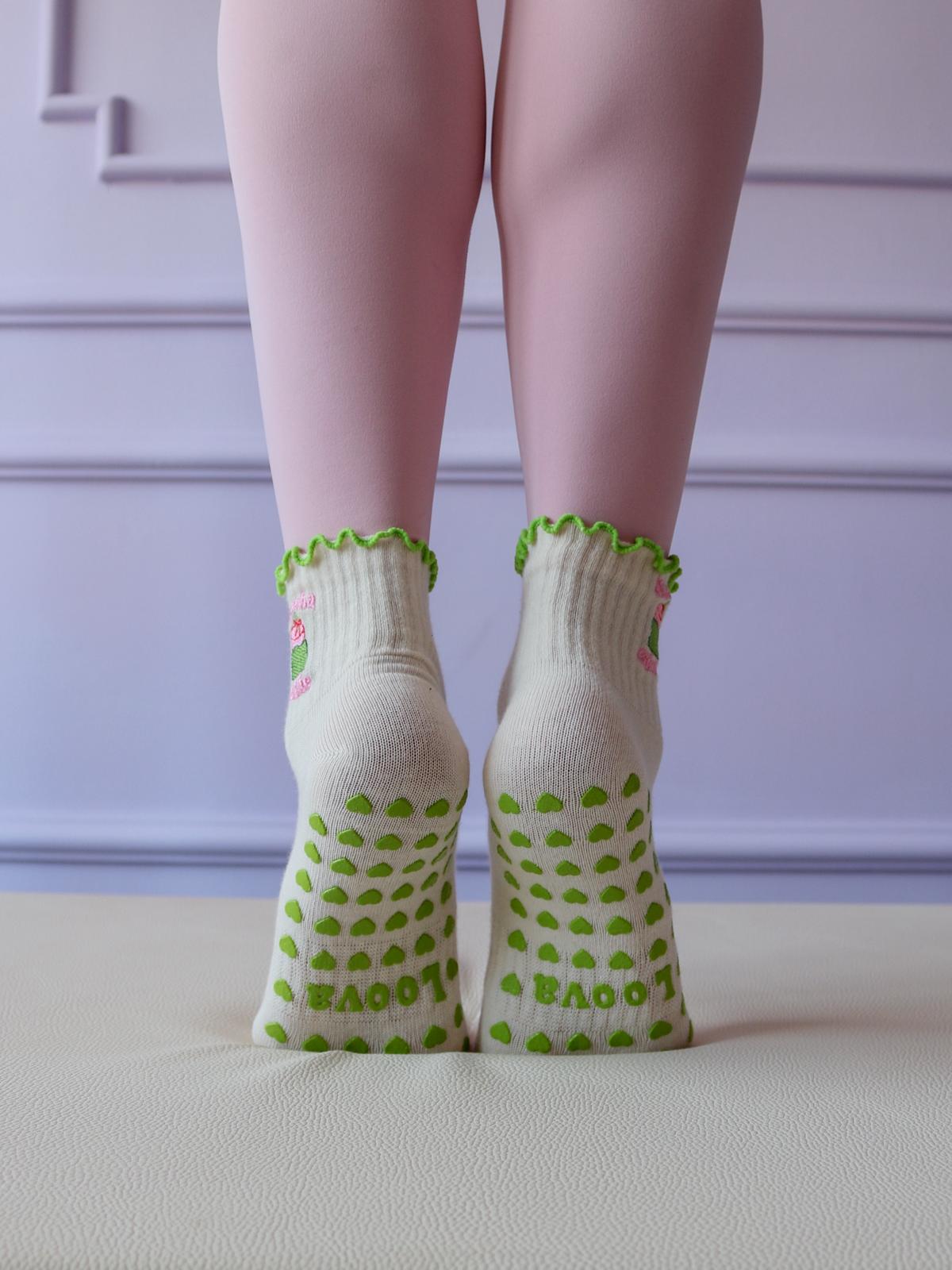 Matcha Girlie Kaydırmaz Pilates Yoga Çorabı